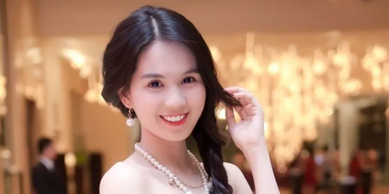 Hành trình làm nghề mẫu của Ngọc Trinh