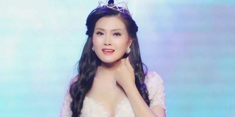 Hoa hậu Kim Thoa kiêm ca sĩ