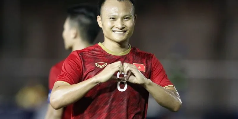 Sự nghiệp đá bóng trong & ngoài nước