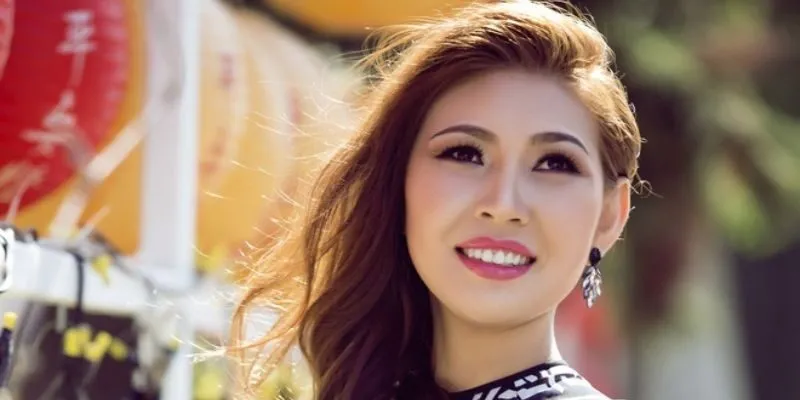 Tiểu sử ca sĩ Mai Lệ Quyên