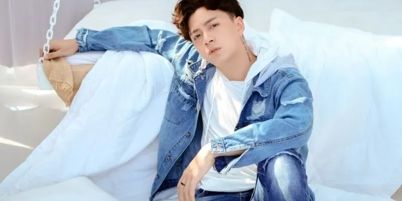 Tiểu sử ca sĩ Ngô Kiến Huy