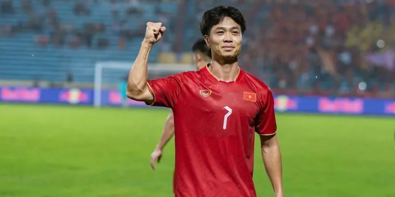 Tiểu sử cầu thủ Công Phượng