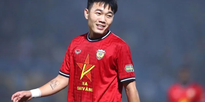 Tiểu sử cầu thủ Lương Xuân Trường