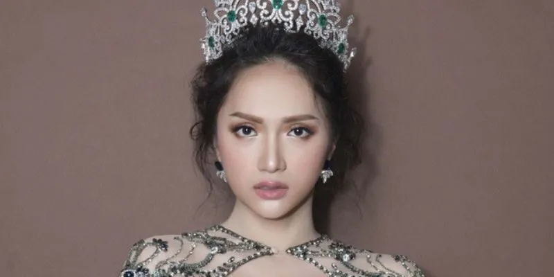Tiểu sử hoa hậu chuyển giới Hương Giang